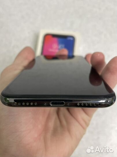 iPhone X, 256 ГБ