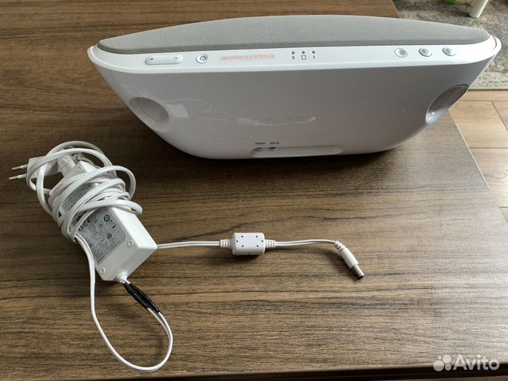 Док станция JBL onBeat Venue LT