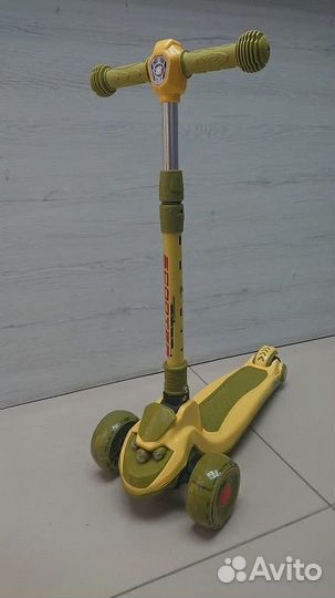 Самокат Luxmom YL-301