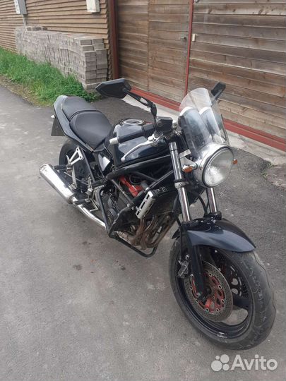Suzuki bandit 400