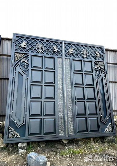 Ворота в Махачкале в дизайне лофт