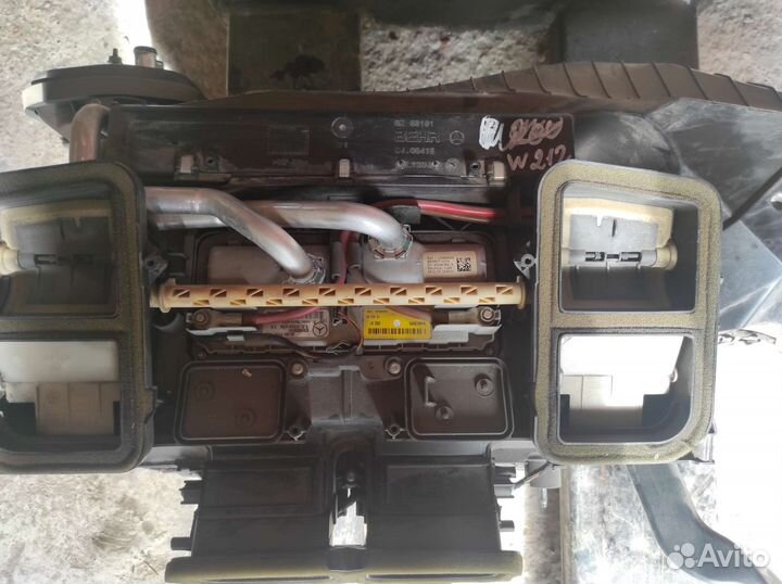 Трапеция дворников в сборе мерседес w212