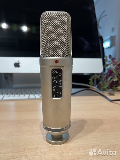 Студийный конденсаторный микрофон rode NT2-A