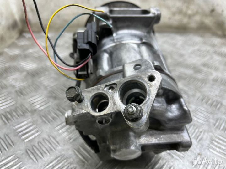 Компрессор кондиционера Nissan X-Trail T32 MR20DD