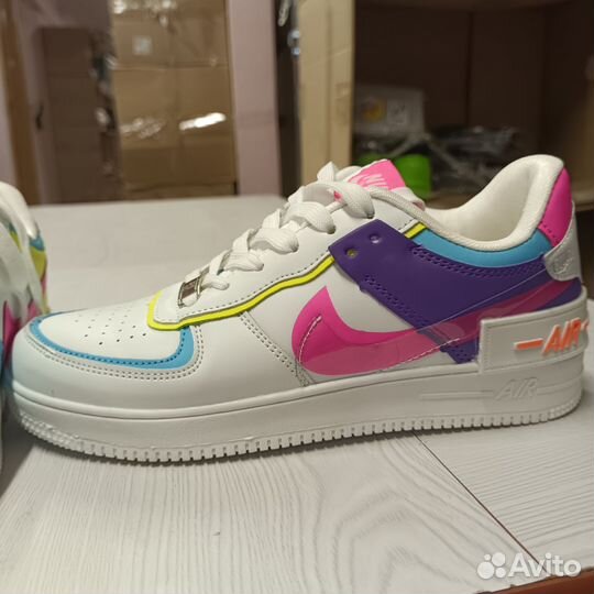 Кроссовки nike женские