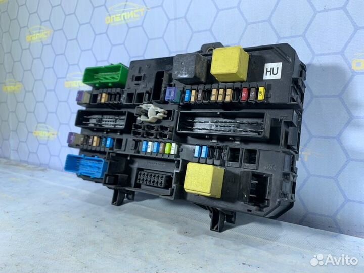 Блок предохранителей Opel Astra H Z16XER 2008