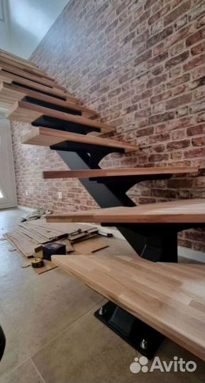 Деревянные ступени для лестницы