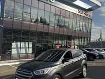 Ford Kuga 2.5 AT, 2017, 122 045 км, с пробегом, цена 1 877 000 руб.