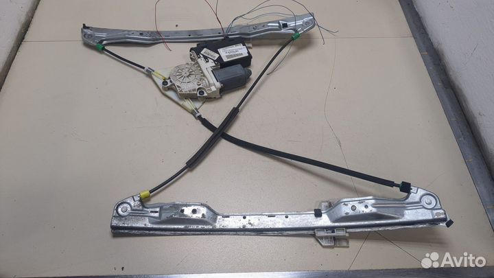 Стеклоподъемник электрический левый передний Volkswagen Passat 5