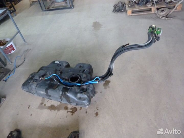 Топливный бак Volkswagen Sharan 2000-2006