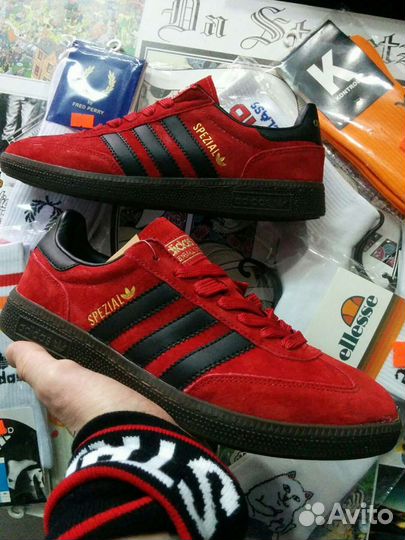 Кроссовки adidas spezial