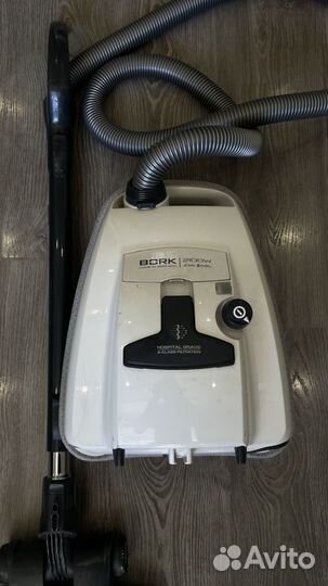 Пылесос bork 2100w