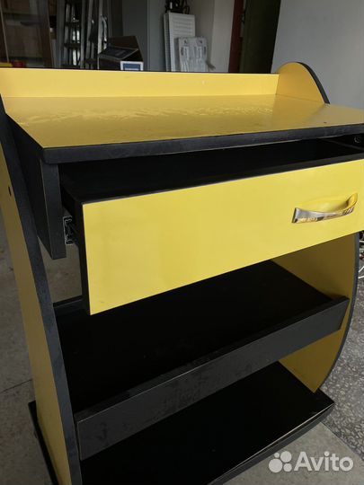 Туалетный столик, столик