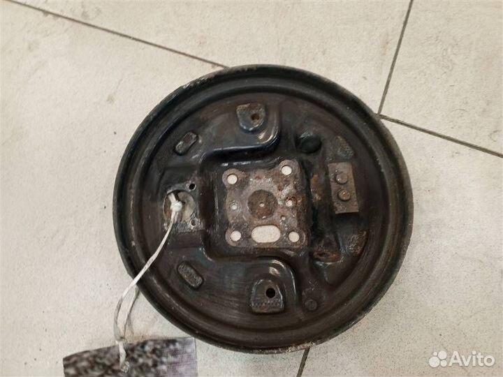 Щит опорный задний левый Ford Fusion 2002-2012