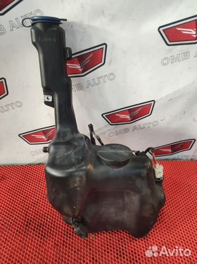 Бачок омывателя лобового стекла Мерседес W204