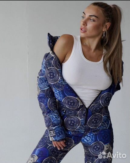 Горнолыжные комбинезоны