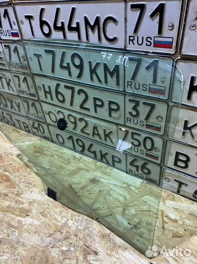 Стекло двери заднее правое Peugeot 206 седан 1.4