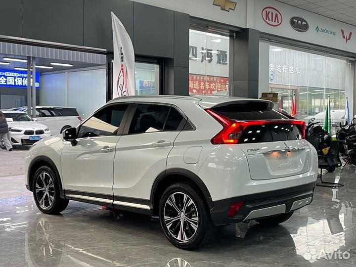 Mitsubishi Eclipse Cross 1.5 CVT, 2020, 32 000 км