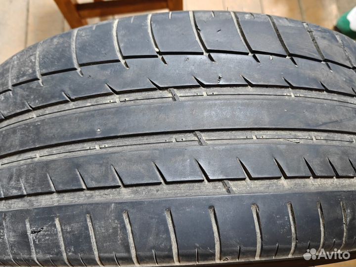 Triangle AdvanteX TC101 235/40 R19 50Y