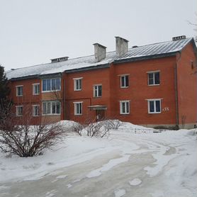 Аукцион: 2-к. квартира, 49,8 м², 1/2 эт.