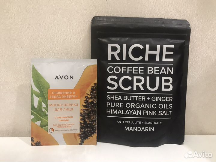 Набор косметики от avon