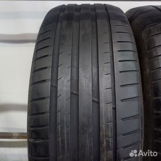 Michelin Pilot Sport 4 255/45 R18