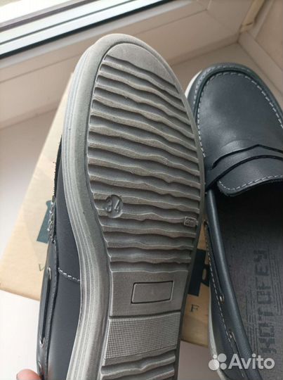 Новые туфли (мокасины)