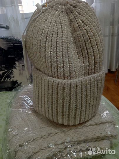 Шапка зимняя женская вязанная