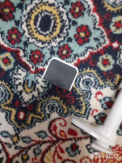 Держатель для телефона, и планшета