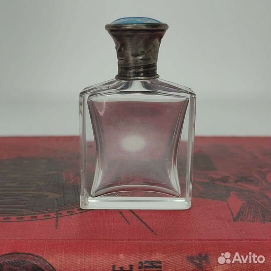 Старинный флакон для духов. Англия. Серебро