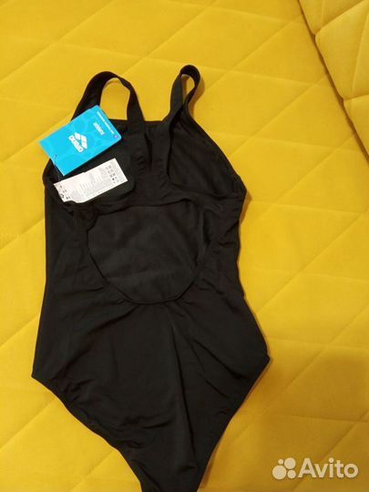 Купальник подростковый arena новый