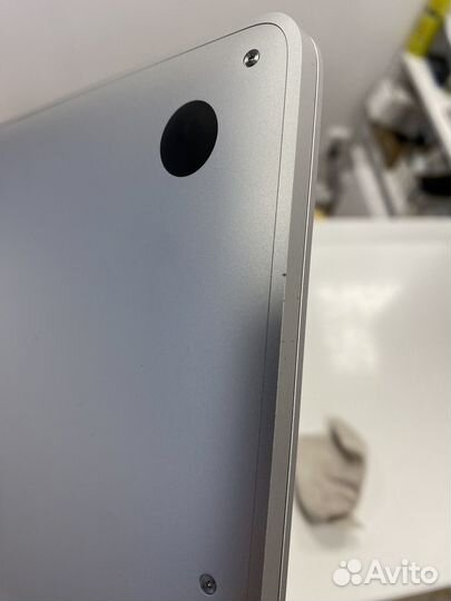 Apple MacBook 13 Pro 8/128Gb 2017 (mpxr2) Б/У