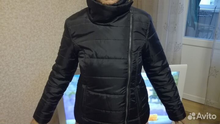 Женская демисезонная куртка