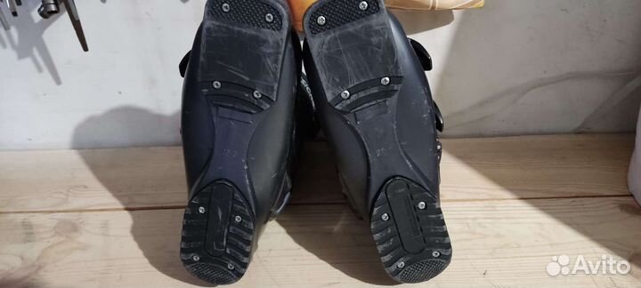 Горнолыжные ботинки