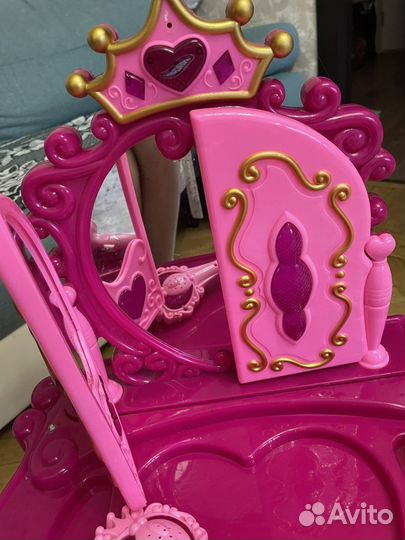 Косметический столик детский