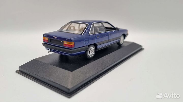 Модель audi 100 Sedan