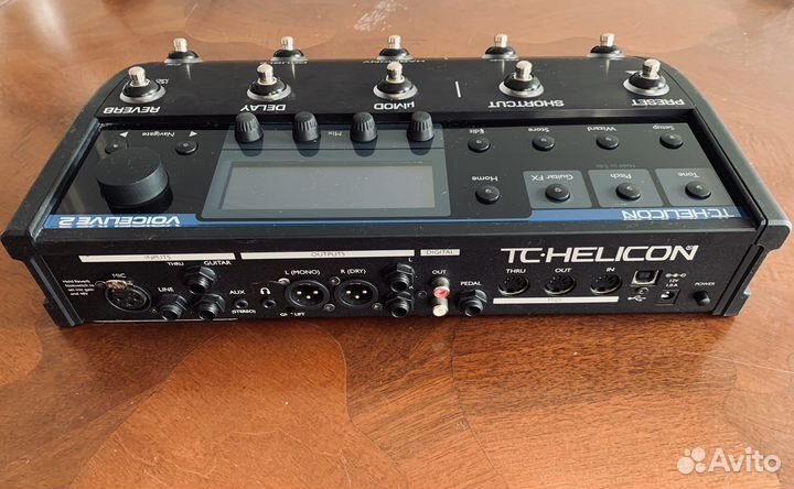 Вокальный процессор tc helicon