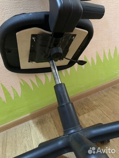 Компьютерное кресло