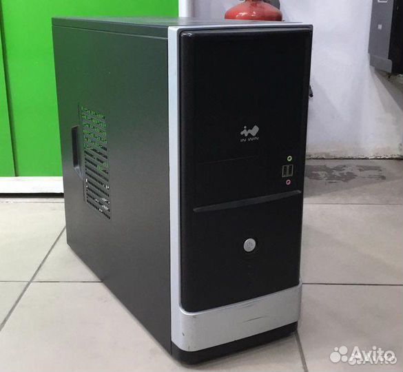 Системник Core i7 (Xeon) + 32 gb + GTX 550 TI