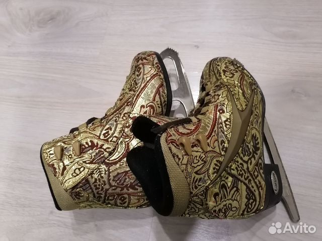 Коньки фигурные