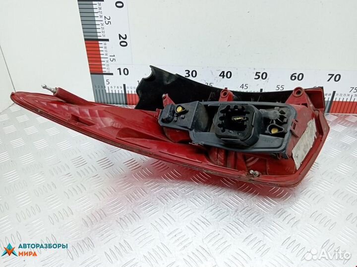 Фонарь задний правый Peugeot 308 T7 2009