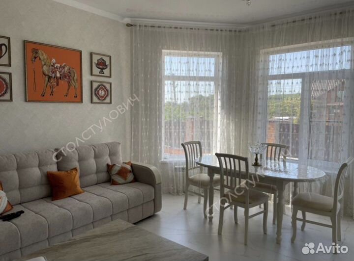 Стол стулья новые