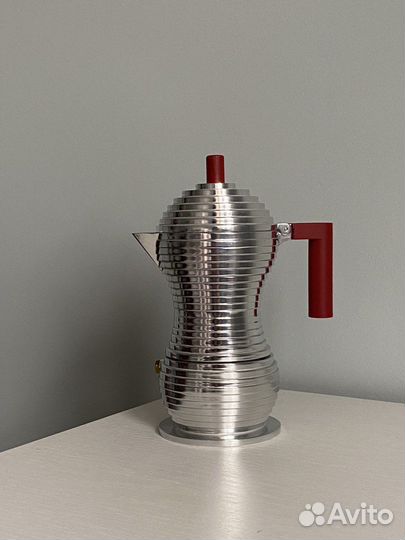 Гейзерная кофеварка Alessi Pulcina