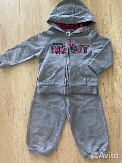 Спортивный костюм