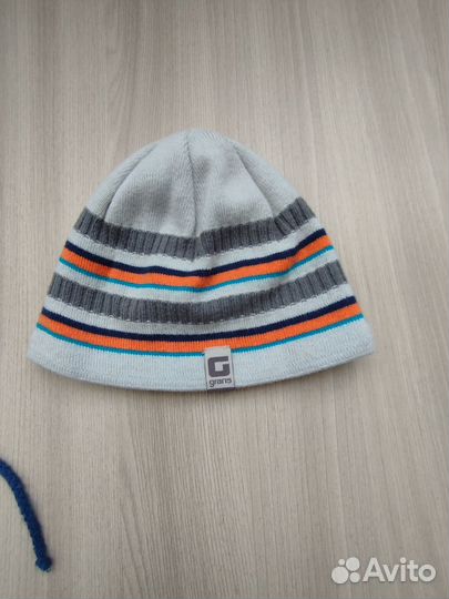 Демисезонные шапочки grans 42-44