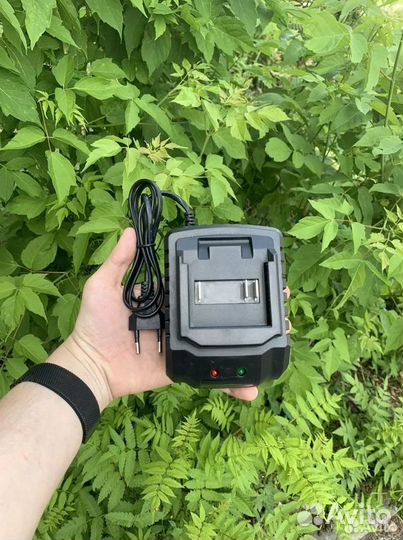 Аккумуляторный гайковерт Makita 700 Nm Гарантия