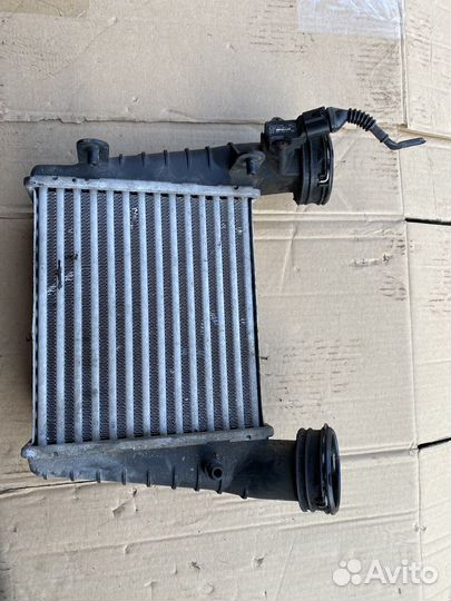 Радиатор интеркулера 3B0 145 805 H VW Passat B5