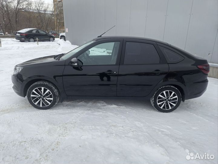 LADA Granta 1.6 МТ, 2023, 24 986 км