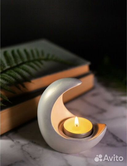 Подсвечник ручной работы из гипса