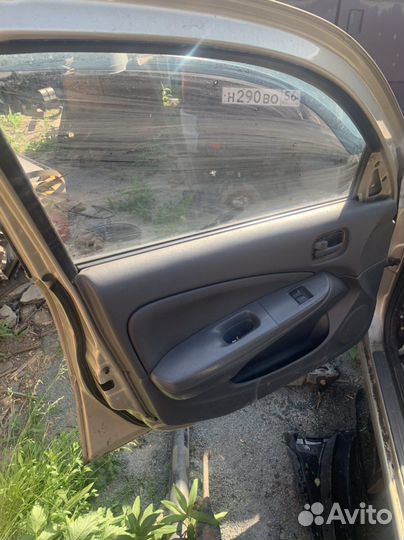 Ниссан альмера классик дверь водительская